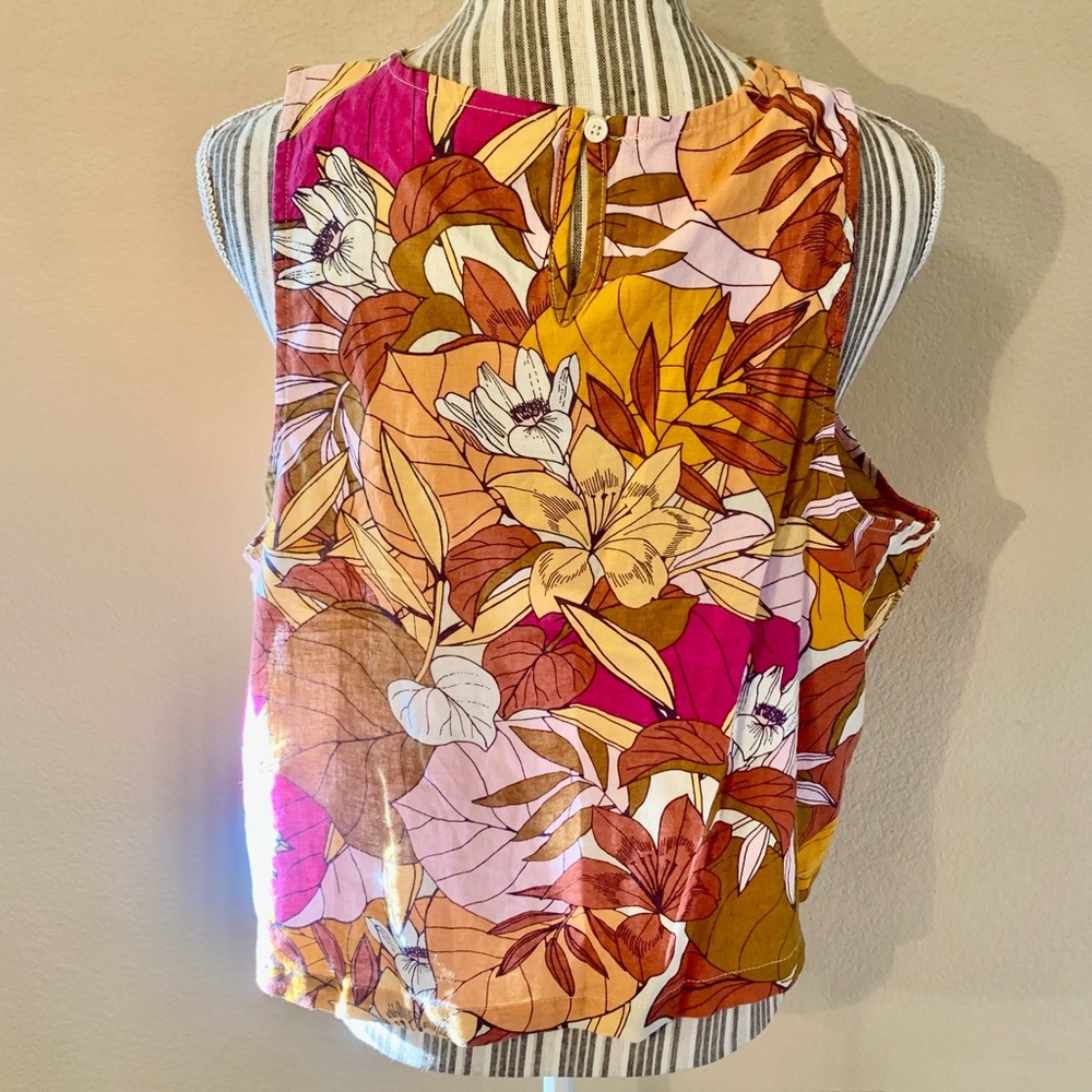 a.n.a Multicolor Floral Tank Top - Picture 7 of 14